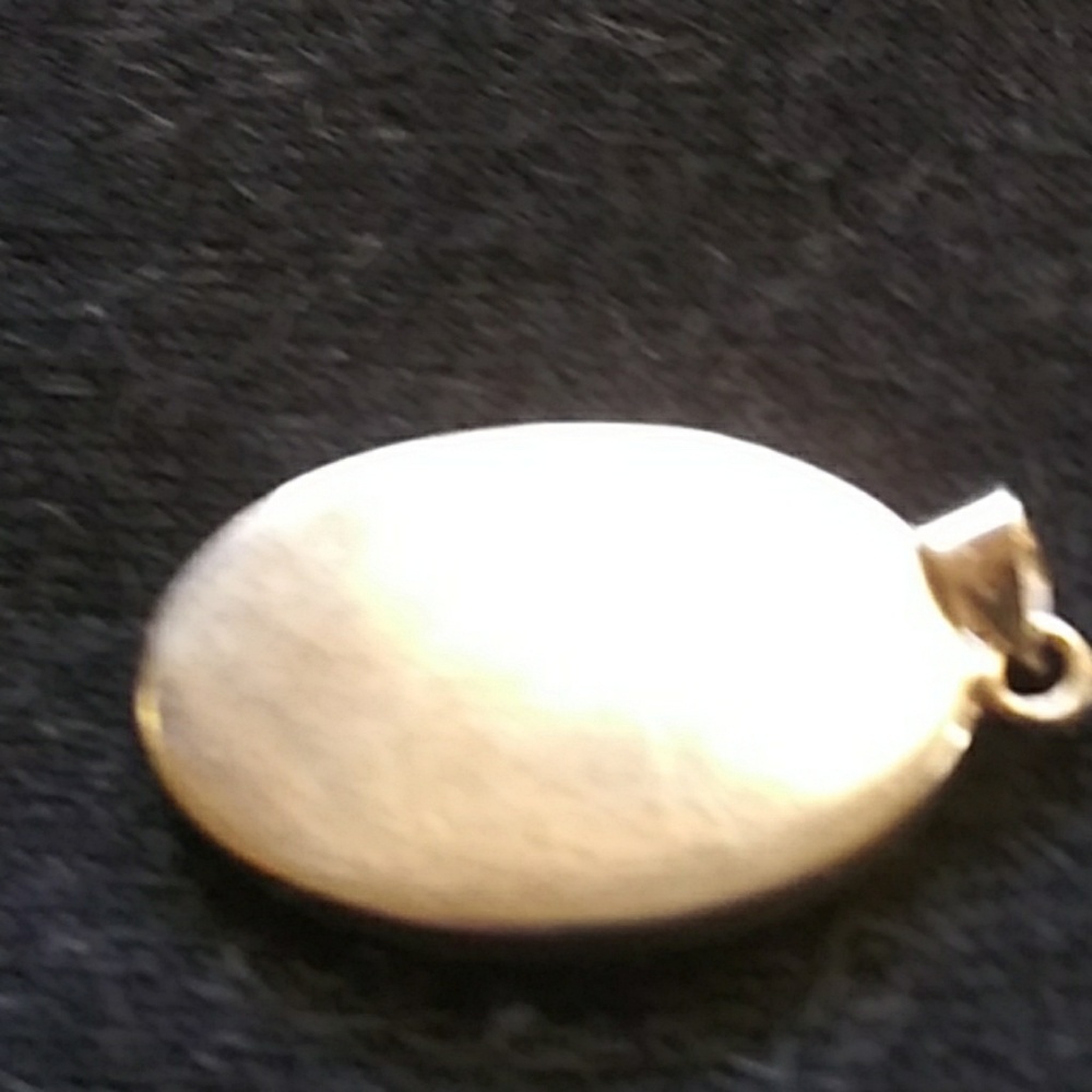 Jewelry - Picture 2 of 2